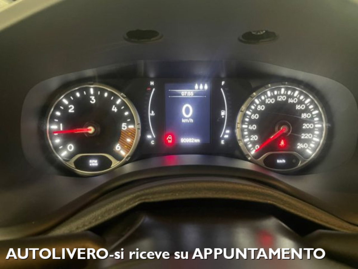 Jeep Renegade 1.6 Mjt 120 CV Longitude (13)