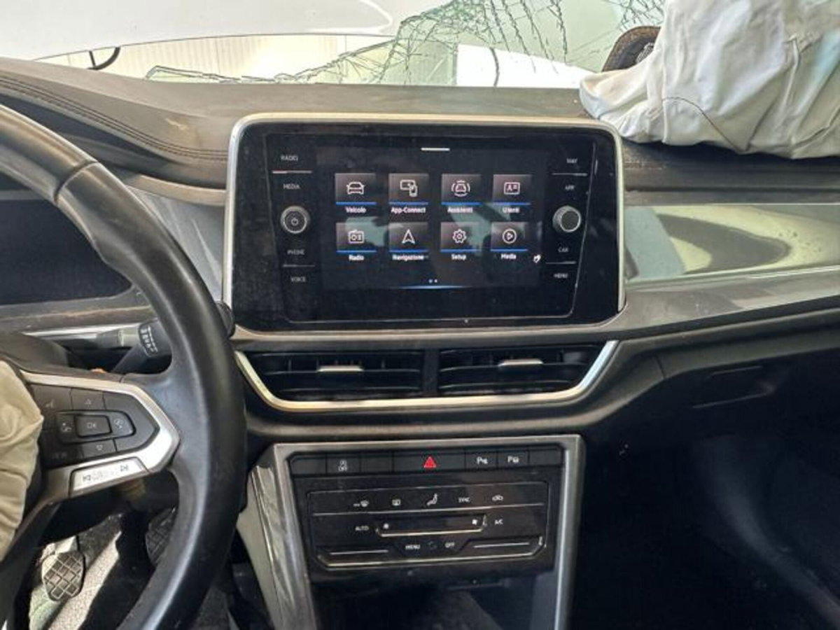Volkswagen T-Roc 1.0 TSI Style (19)