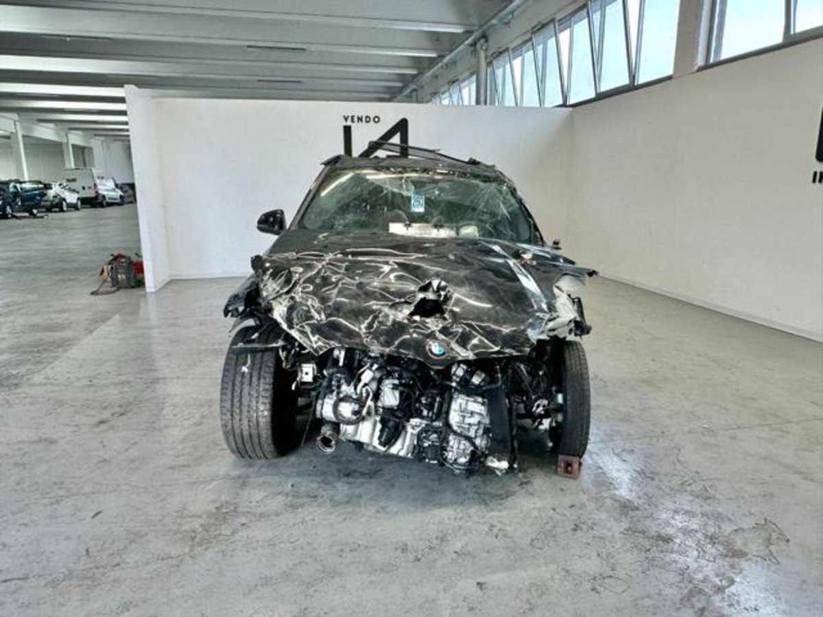 BMW X1 xDrive 23i Msport (2)