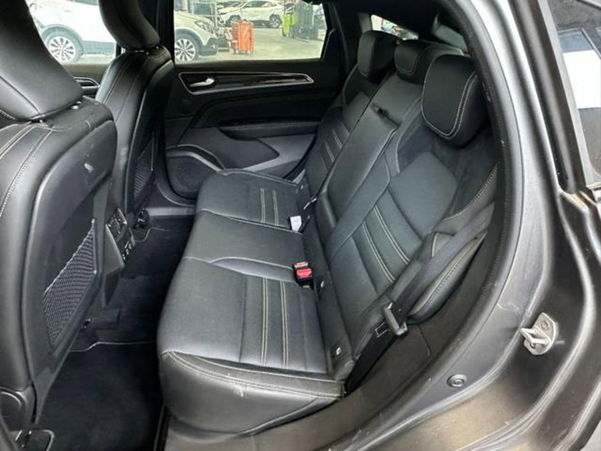 Renault Arkana E-Tech 145 CV R.S.Line Fast Track (13)