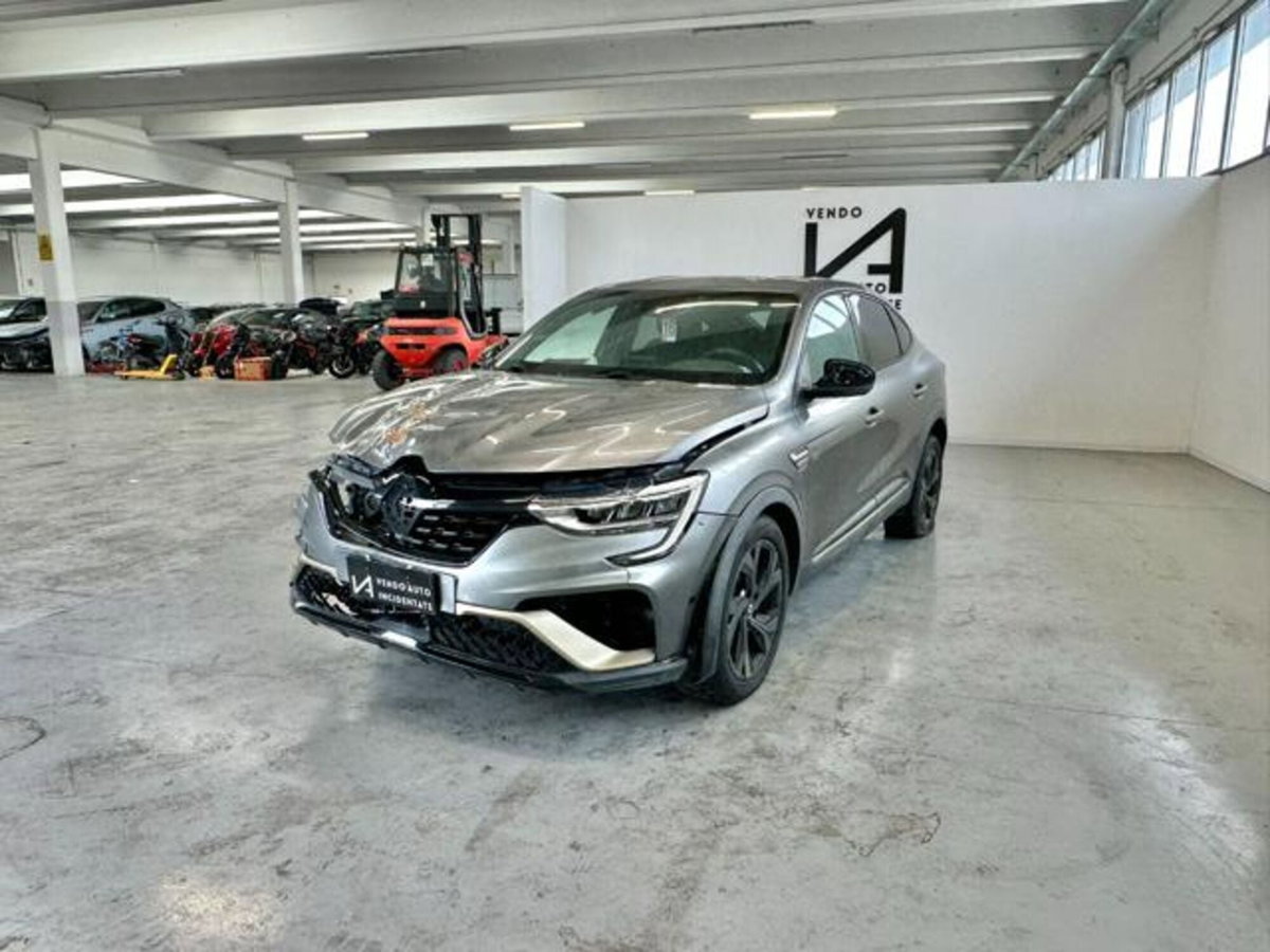 Renault Arkana E-Tech 145 CV R.S.Line Fast Track (3)