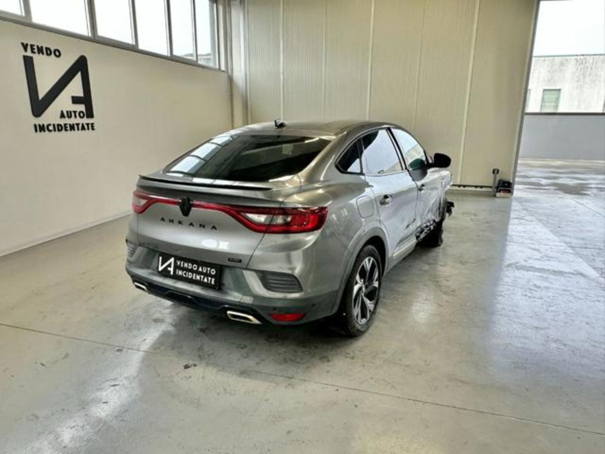 Renault Arkana E-Tech 145 CV R.S.Line Fast Track (7)