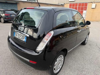 Lancia Ypsilon 1.2 69 CV Platinum (12)