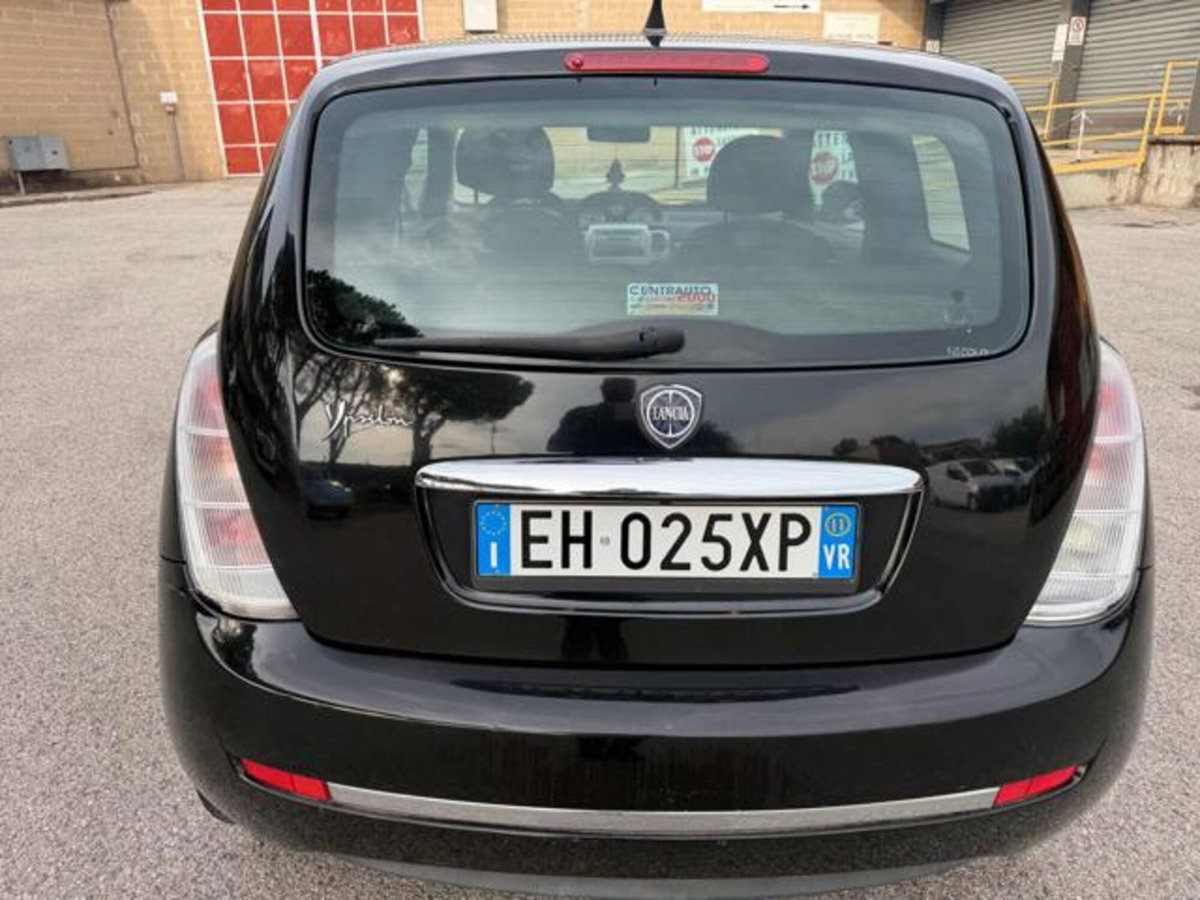 Lancia Ypsilon 1.2 69 CV Platinum (13)