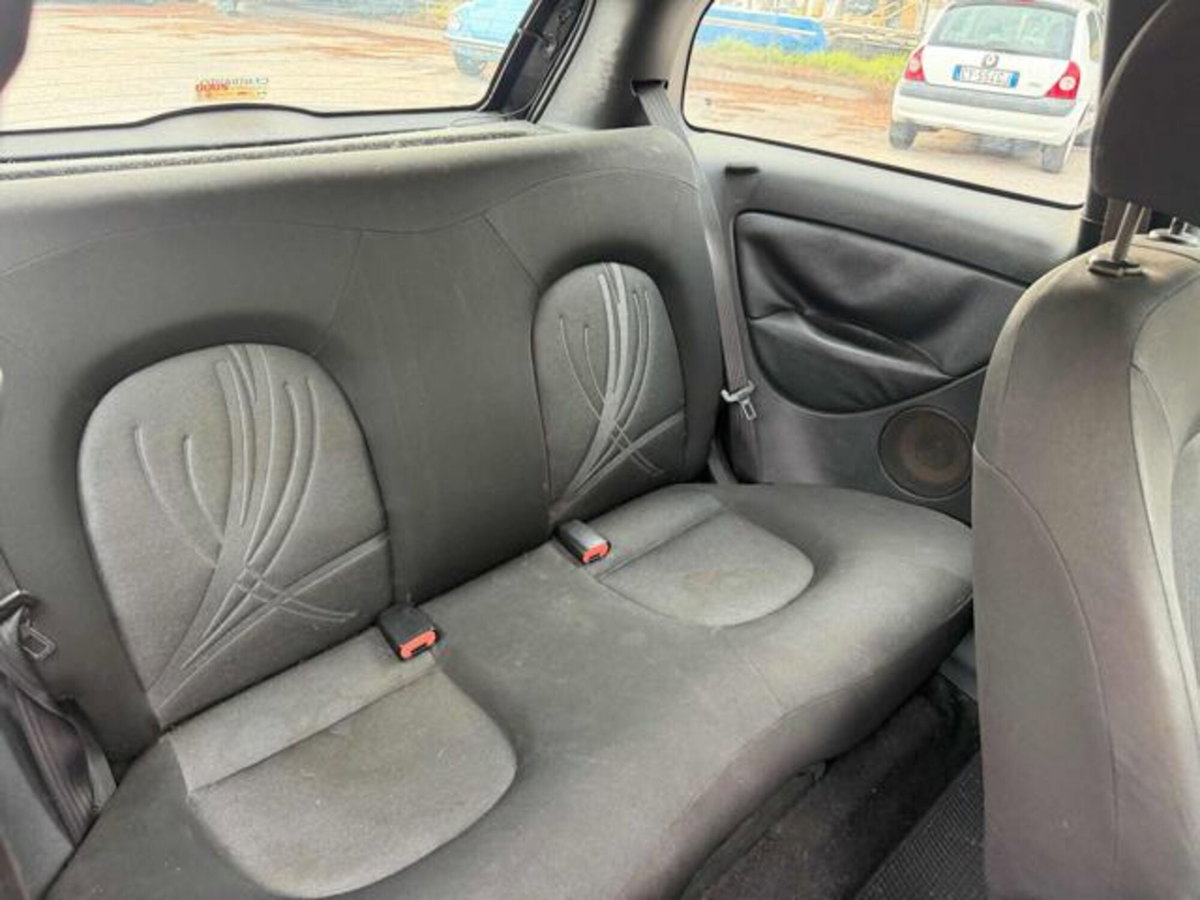 Lancia Ypsilon 1.2 69 CV Platinum (19)