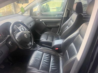 Volkswagen Touran 16V TSI 150CV Conceptl.Ecofuel (3)