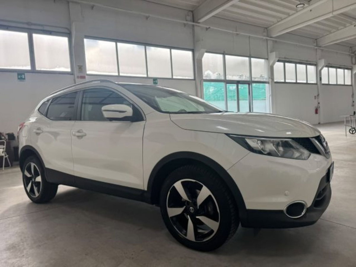 Nissan Qashqai 1.6 dCi 2WD Tekna (10)
