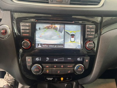 Nissan Qashqai 1.6 dCi 2WD Tekna (19)