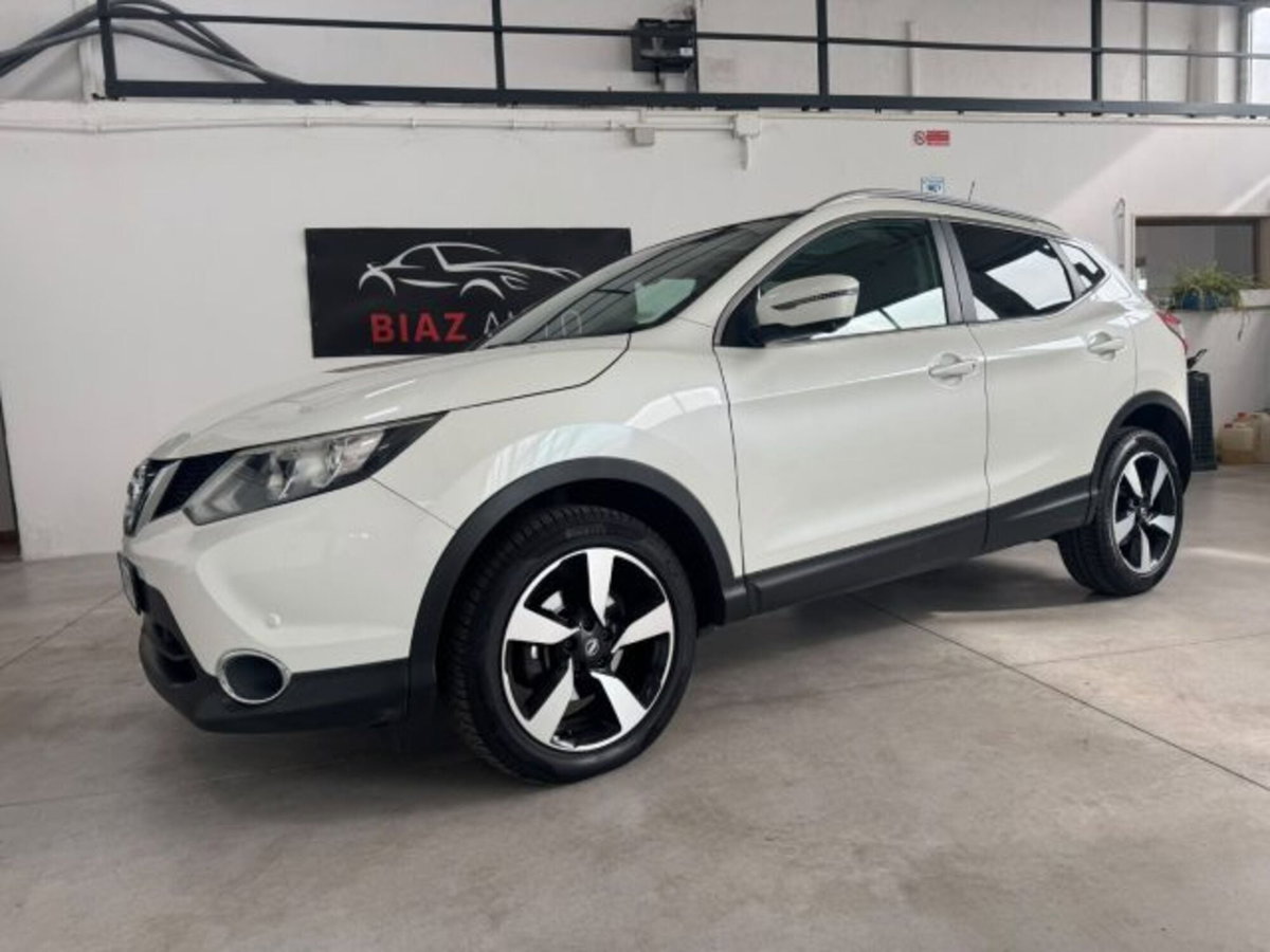 Nissan Qashqai 1.6 dCi 2WD Tekna (8)