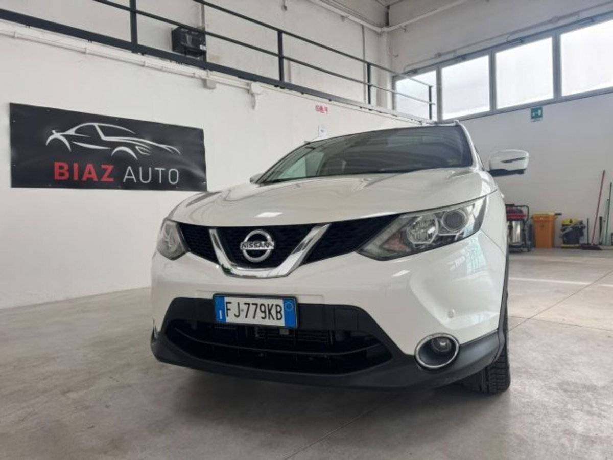Nissan Qashqai 1.6 dCi 2WD Tekna (9)