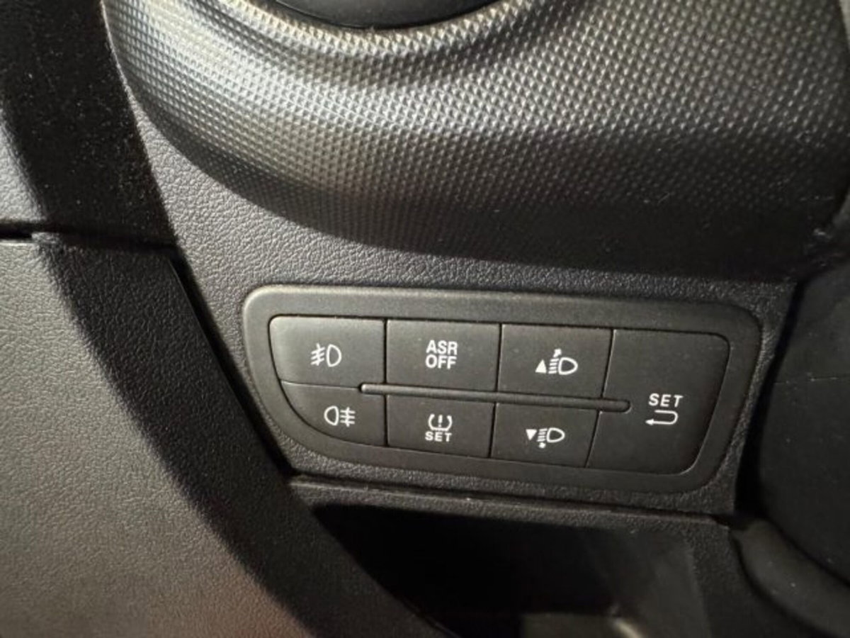 Fiat Qubo 1.3 MJT 80 CV Lounge (14)