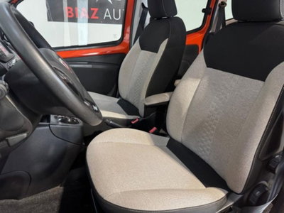 Fiat Qubo 1.3 MJT 80 CV Lounge (9)