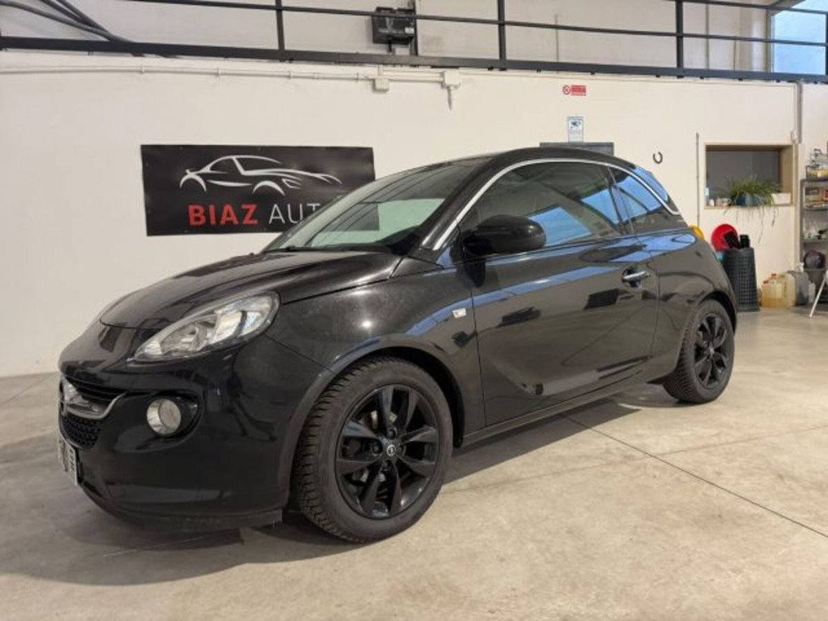 Opel Adam 1.2 70 CV Glam (6)