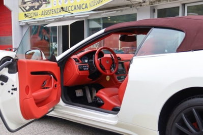 Maserati Grancabrio 4.7 V8 (10)