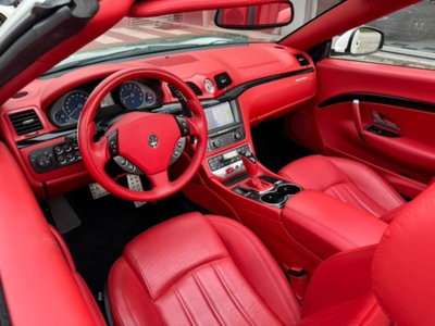 Maserati Grancabrio 4.7 V8 (14)