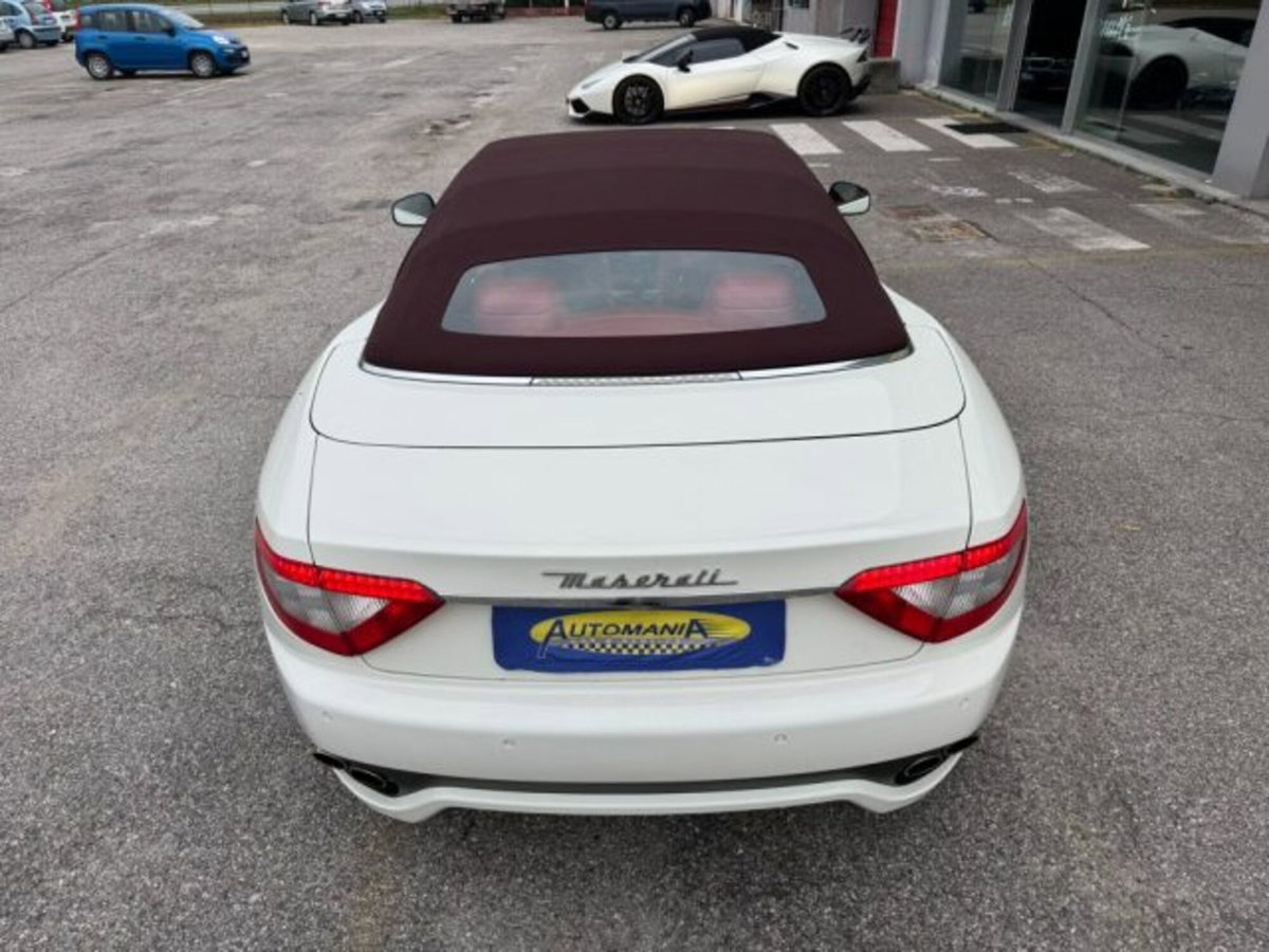 Maserati Grancabrio 4.7 V8 (19)