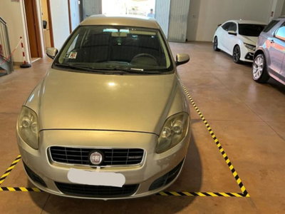 Fiat Croma 1.9 Multijet Dynamic (2)
