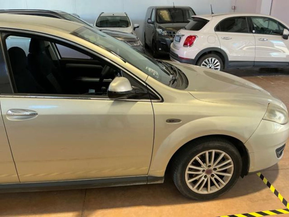 Fiat Croma 1.9 Multijet Dynamic (4)