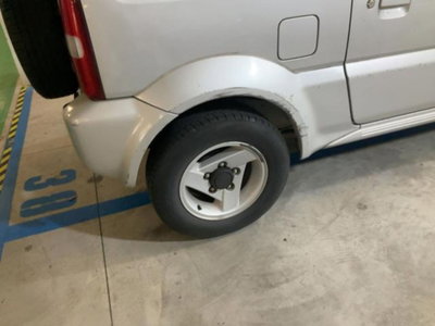Suzuki Jimny 1.3i 16V cat 4WD JLX (8)