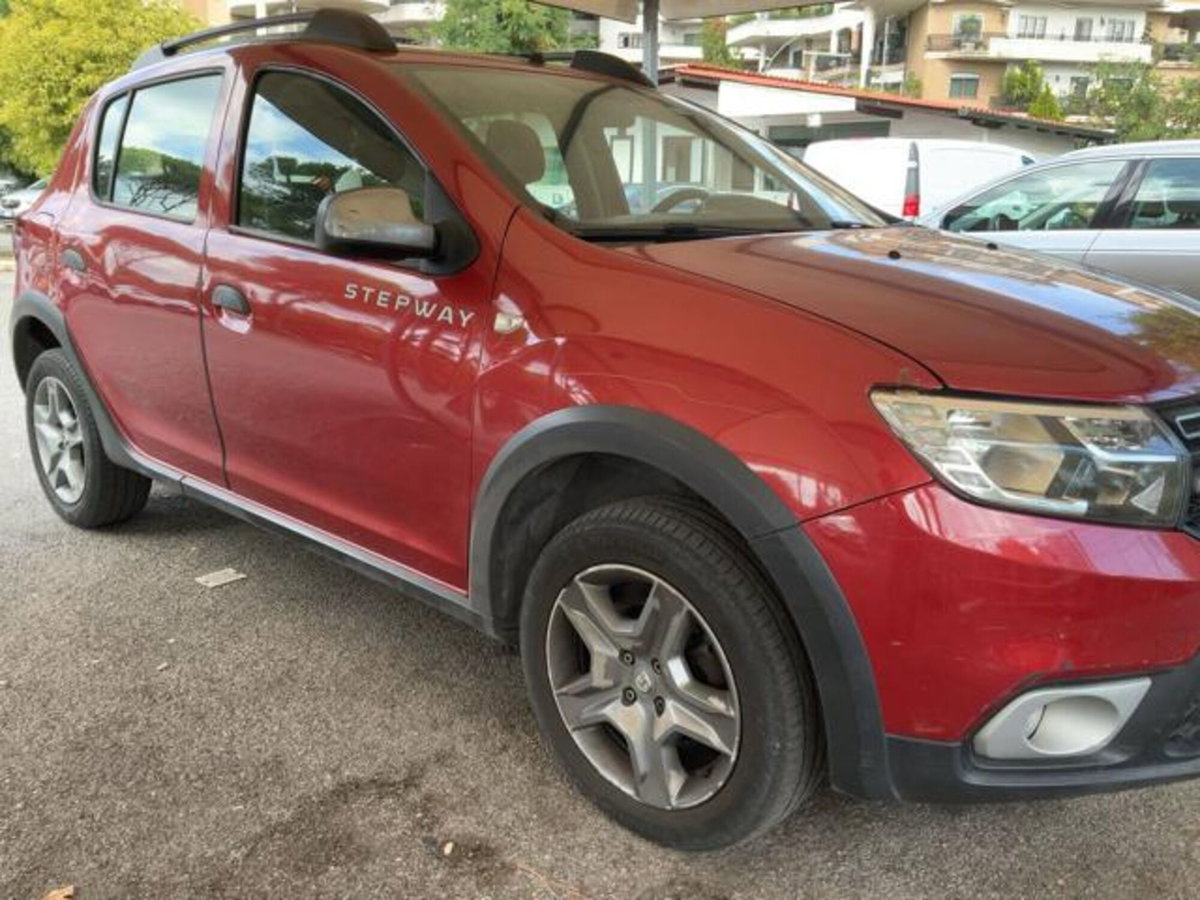 Dacia Sandero Stepway 1.5 dCi 8V 90CV (4)