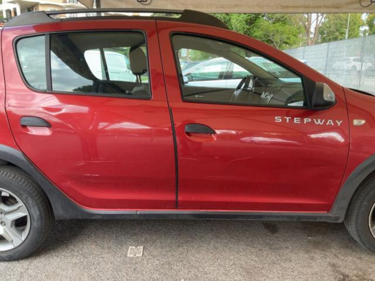 Dacia Sandero Stepway 1.5 dCi 8V 90CV (9)