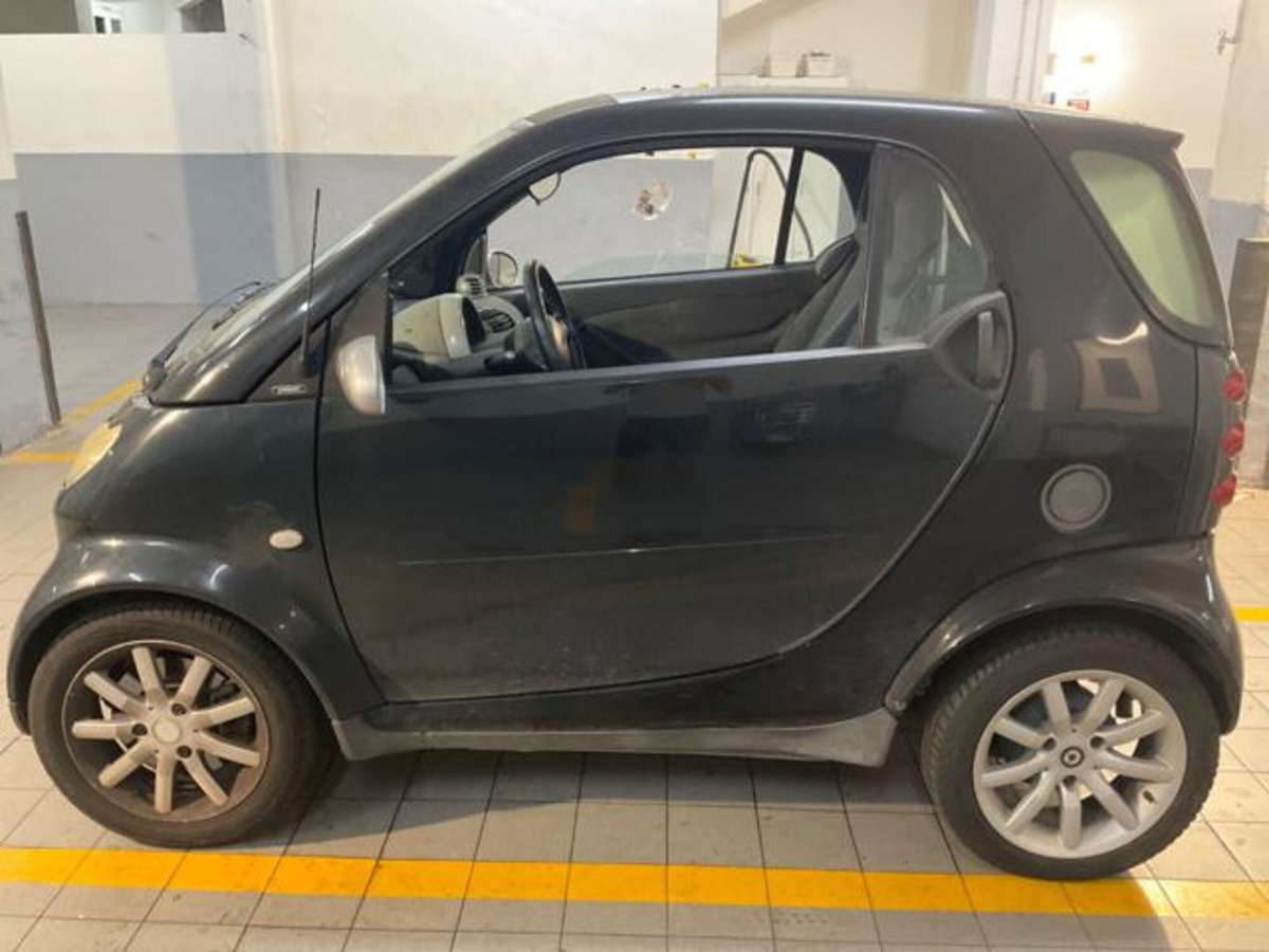 smart Fortwo 700 coupé passion (45 kW) (2)