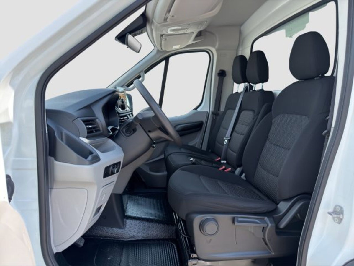 Maxus Deliver Cabinato Deliver 9 2.0 crdi 150cv L4 cab rwd r.gem. (9)