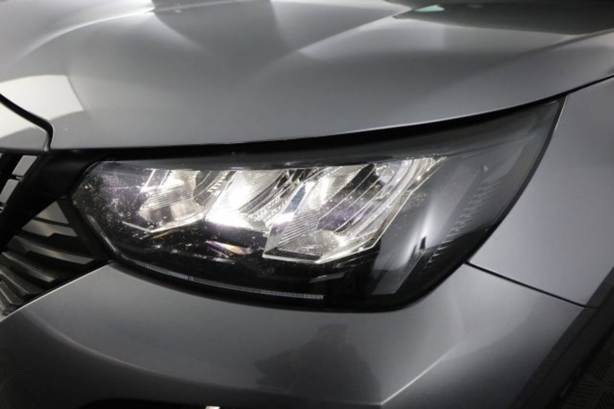 Peugeot 2008 PureTech 100 S&S Allure (8)