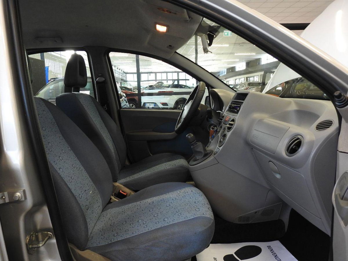 Fiat Panda 1.2 Dynamic GPL (11)