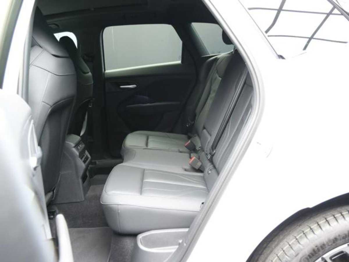 Audi Q3 Sportback 2.0 tfsi S line edition quattro 265cv s-tronic (8)