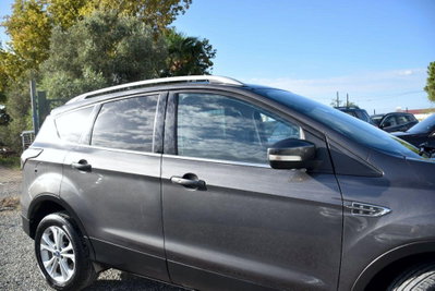 Ford Kuga 1.5 TDCI 120 CV S&S 2WD Titanium (12)