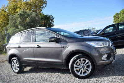 Ford Kuga 1.5 TDCI 120 CV S&S 2WD Titanium (2)