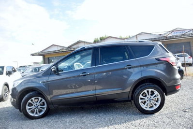 Ford Kuga 1.5 TDCI 120 CV S&S 2WD Titanium (20)