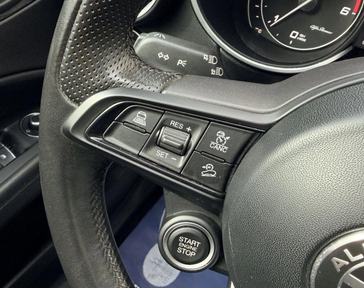 Alfa Romeo Stelvio 2.2 t Intensa Q4 210cv auto (20)