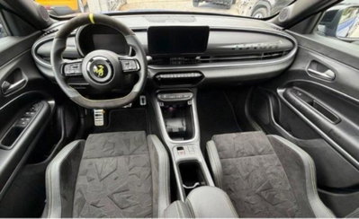 Abarth 600e 54kWh Scorpionissima 280cv (5)