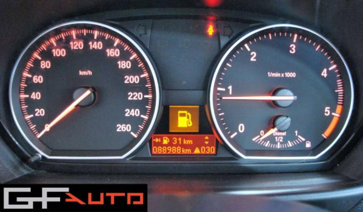 BMW Serie 1 Cabrio 120d  Attiva (14)
