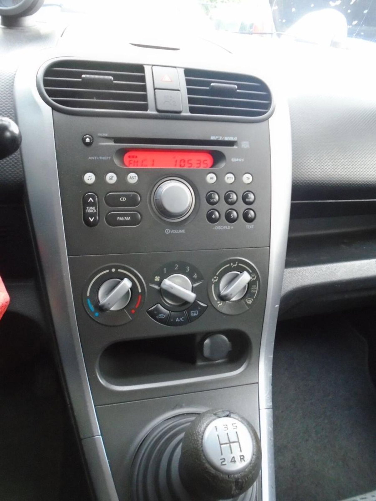 Opel Agila 1.2 16V 94CV Enjoy (12)