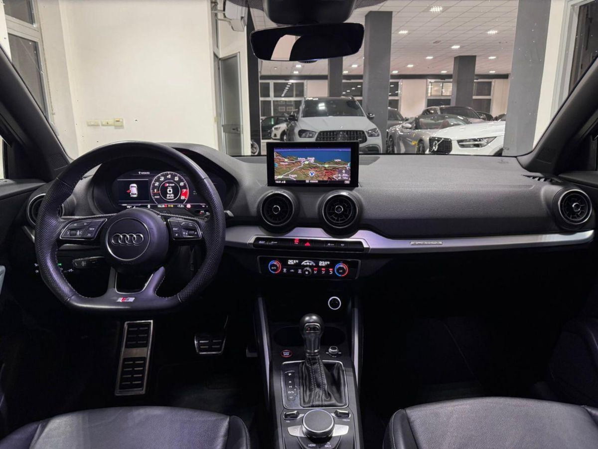 Audi SQ2 2.0 tfsi quattro s-tronic (13)