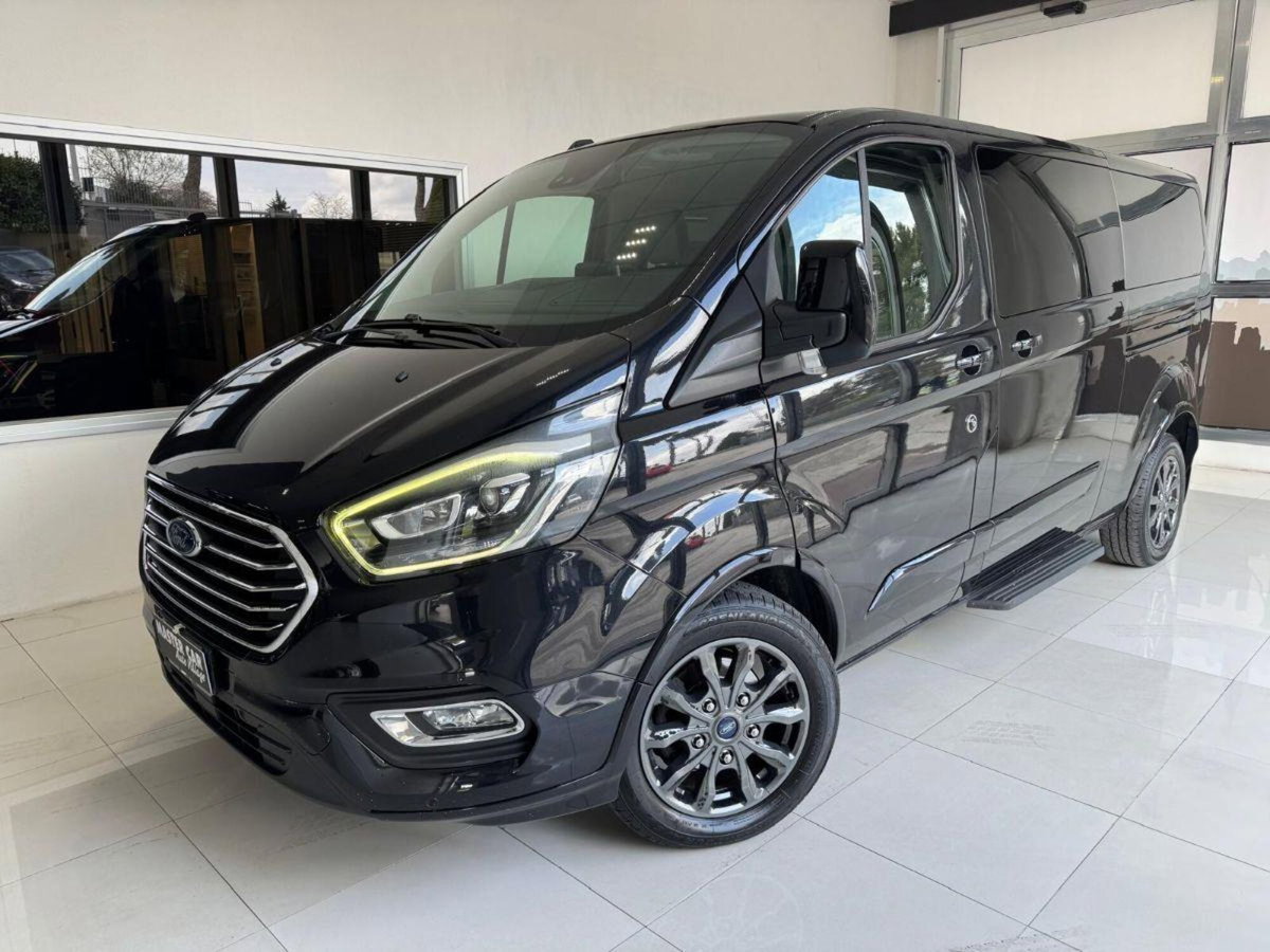 Ford Tourneo Custom 320 2.0 EcoBlue 185CV aut. PL c/sollev. Tit.