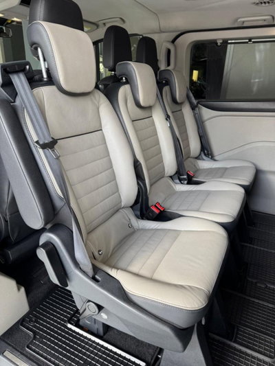 Ford Tourneo Custom 320 2.0 EcoBlue 185CV aut. PL c/sollev. Tit. (18)