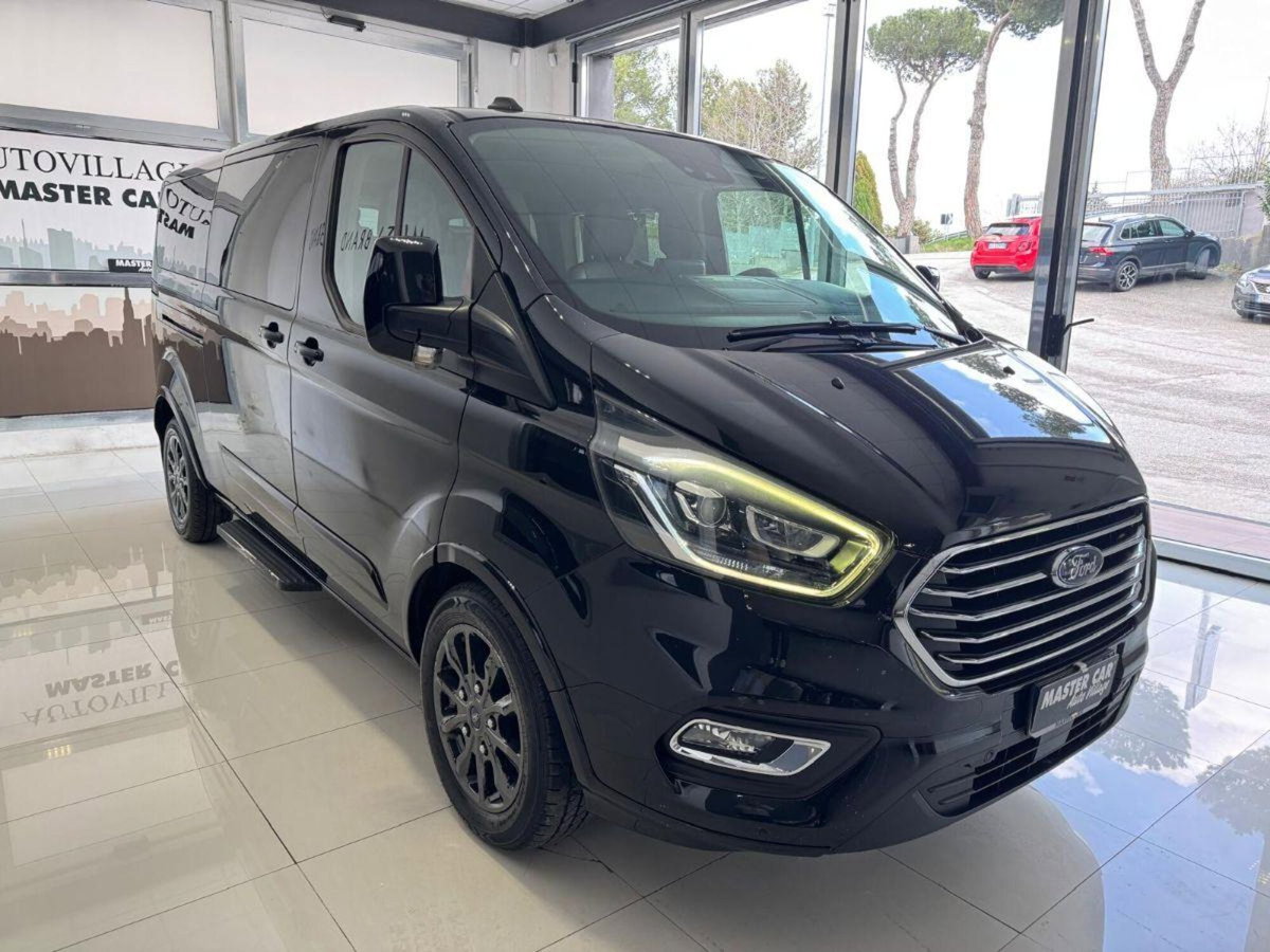 Ford Tourneo Custom 320 2.0 EcoBlue 185CV aut. PL c/sollev. Tit. (3)