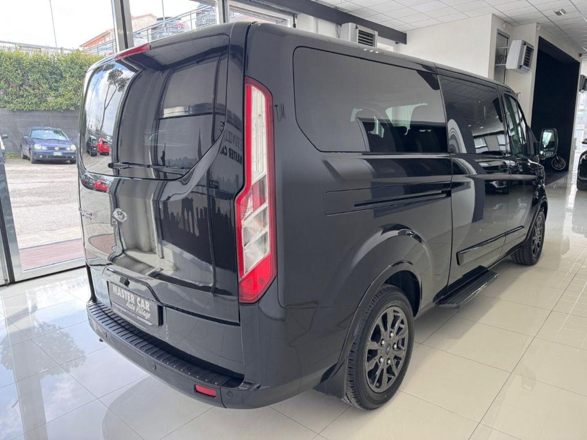 Ford Tourneo Custom 320 2.0 EcoBlue 185CV aut. PL c/sollev. Tit. (4)