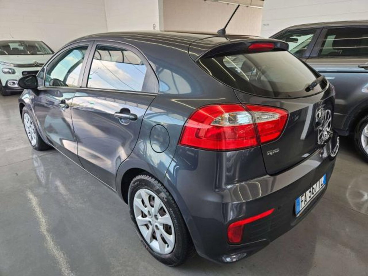 Kia Rio 1.2 CVVT 5p. ECO GPL Cool (4)