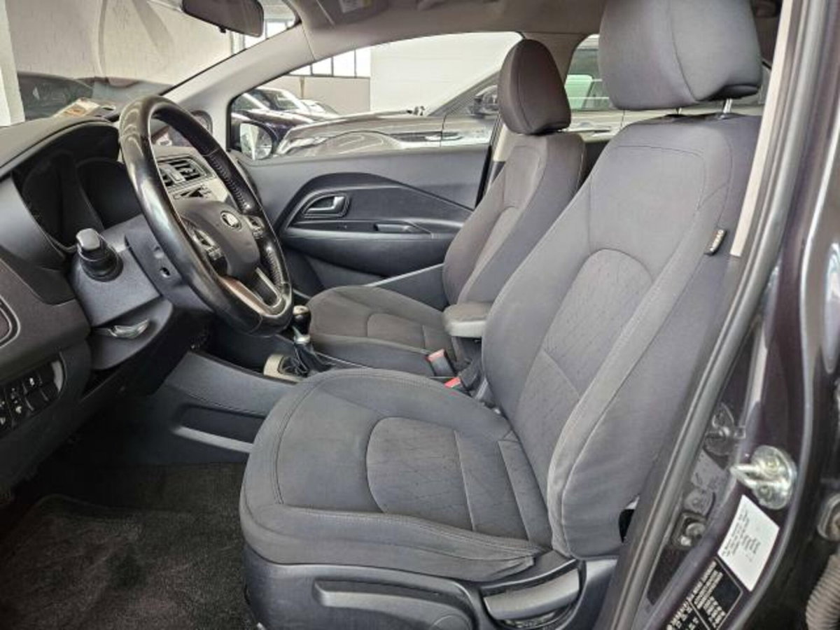 Kia Rio 1.2 CVVT 5p. ECO GPL Cool (7)