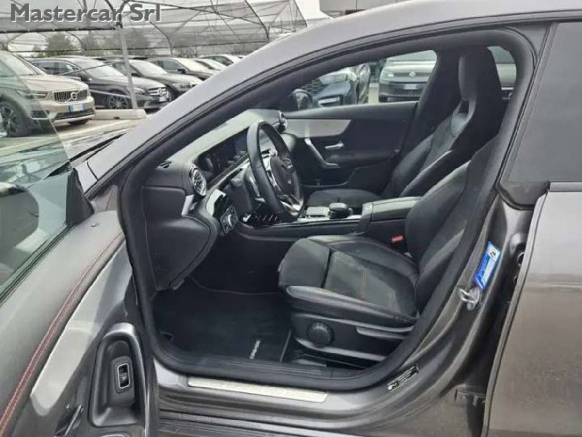 Mercedes-Benz CLA Shooting Brake 180 Shooting Brake Premium (11)
