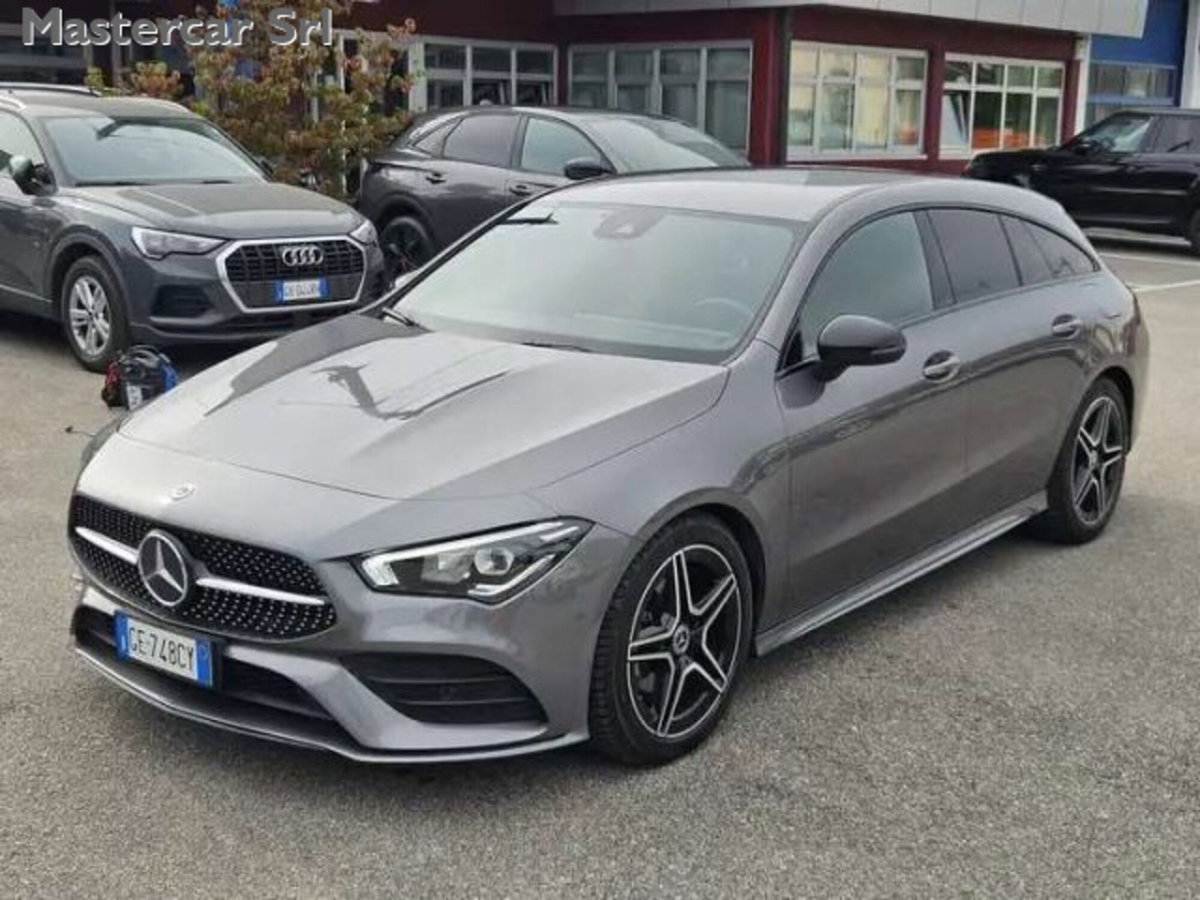 Mercedes-Benz CLA Shooting Brake 180 Shooting Brake Premium (2)