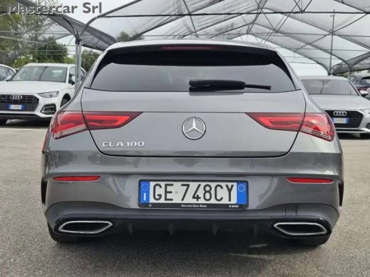 Mercedes-Benz CLA Shooting Brake 180 Shooting Brake Premium (5)