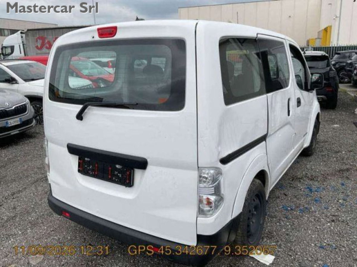 Nissan e-NV200 EV Bus Business 5 porte (5)