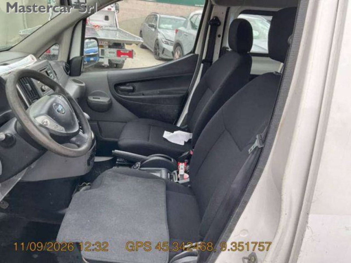 Nissan e-NV200 EV Bus Business 5 porte (7)