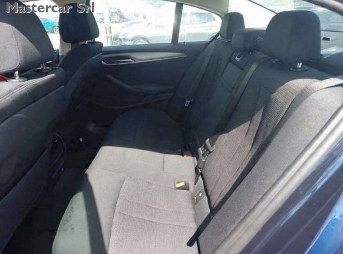 BMW Serie 5 520 (7)